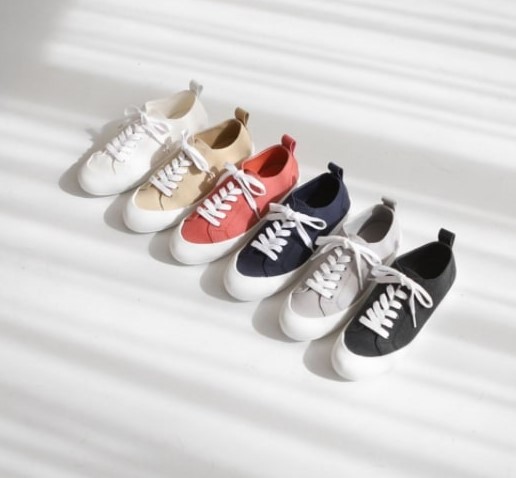 popular shoes in korea 2021