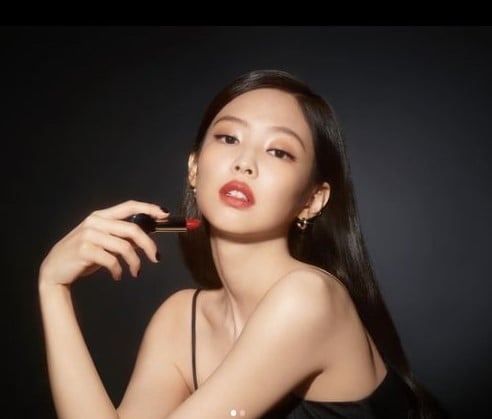 most followed female kpop idol on instagram