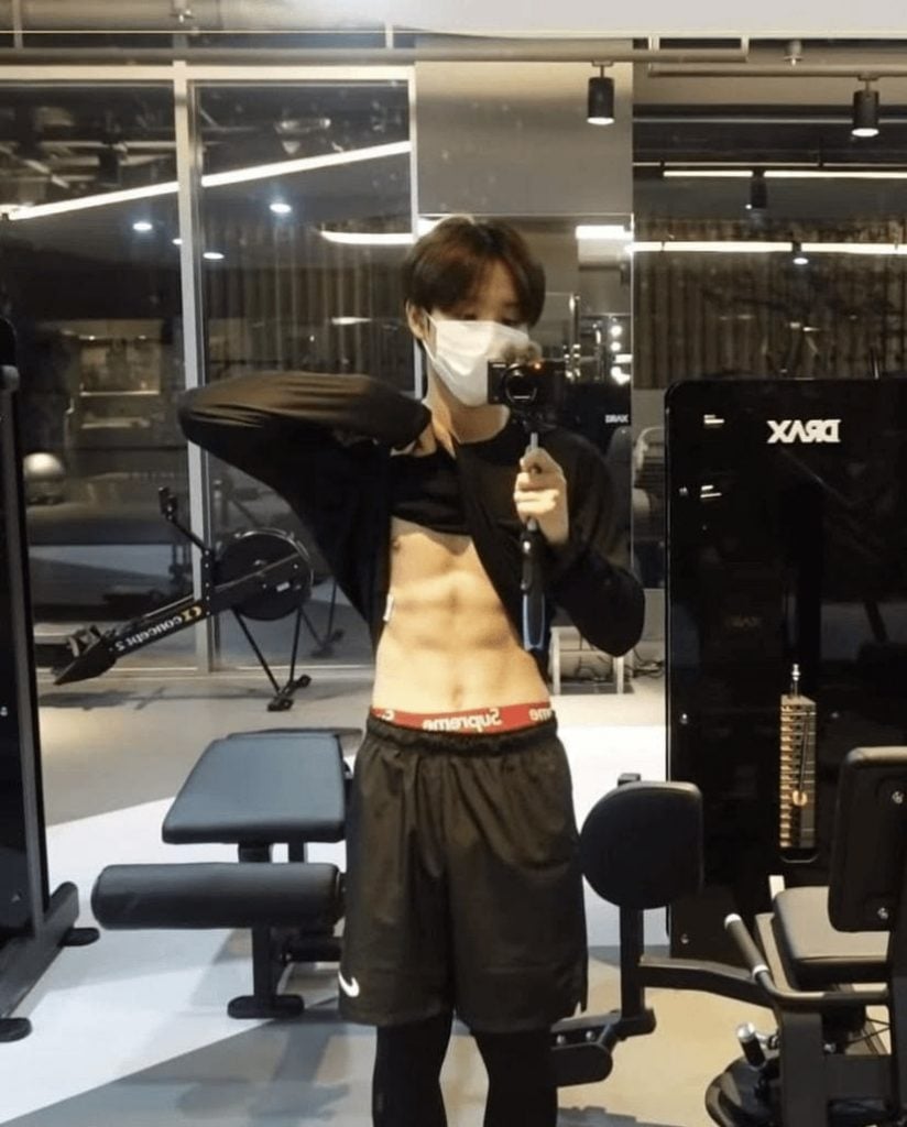 who has the best body in kpop male 2022