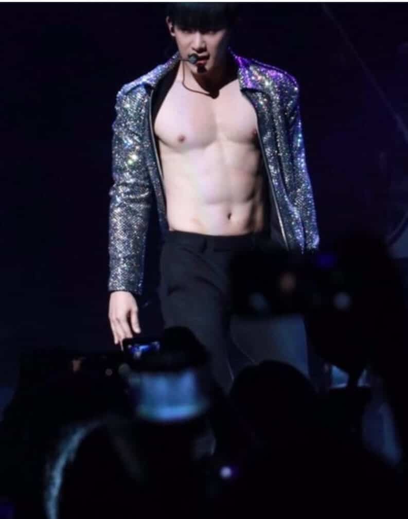korean idol abs