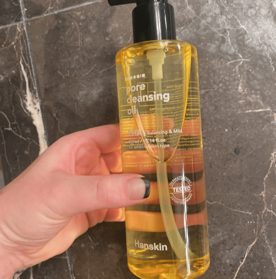 Hanskin Pore Cleansing Oil  Review